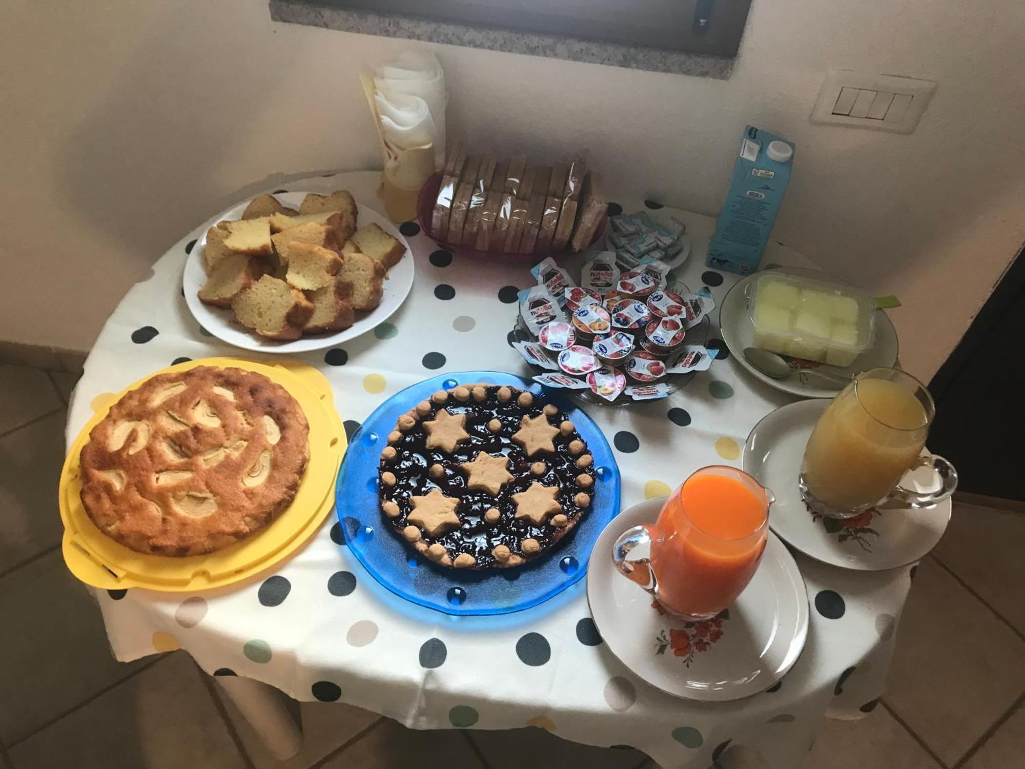 Affittacamere Peonia Oliena Dış mekan fotoğraf