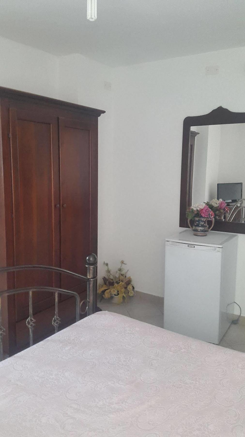 Affittacamere Peonia Oliena Dış mekan fotoğraf